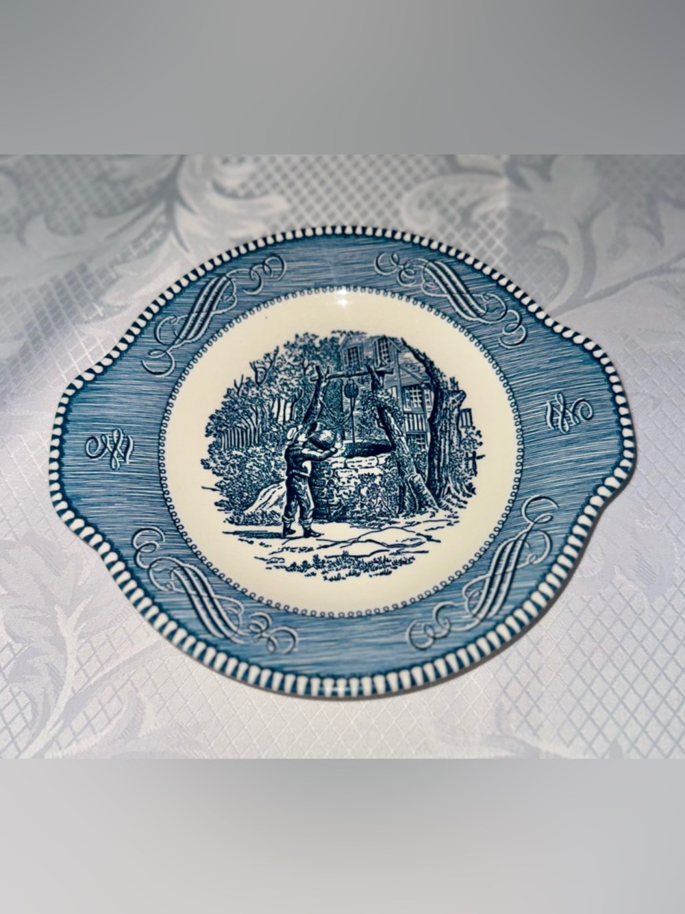 SOLD! -Currier & Ives Blue & White Sugar Bowl w/ Lid & Plate – Vintage - Picture 11 of 14